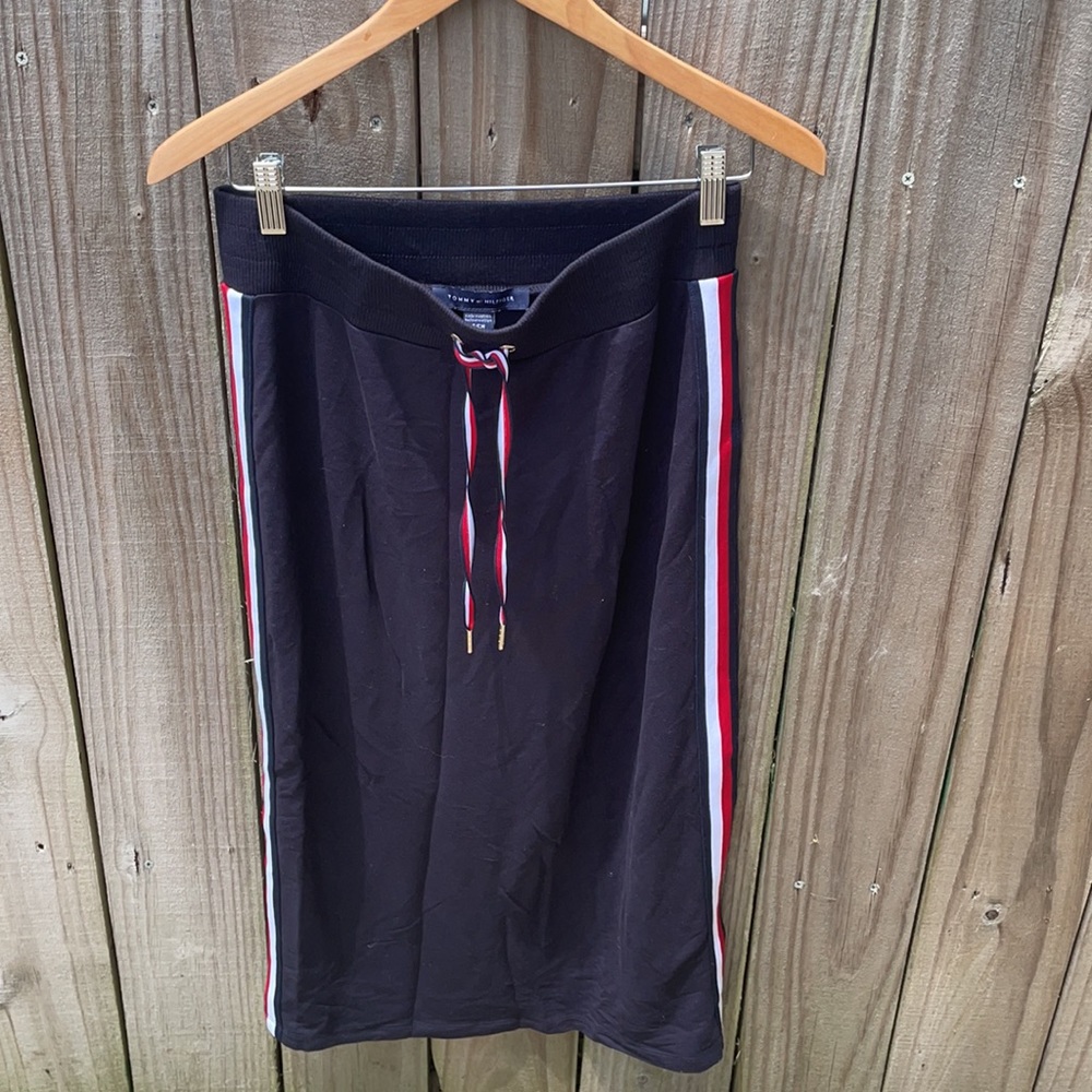 Tommy Hilfiger Sport Pencil Skirt Sz S EUC